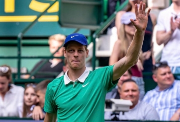 Bị loại sớm ở Halle, Sinner quyết tâm chuẩn bị kỹ cho Wimbledon