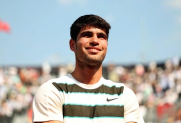 Alcaraz thừa nhận áp lực khi bắt cặp với mỹ nhân quần vợt