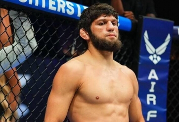 Lĩnh 5 phát đạn, võ sĩ MMA người Nga may mắn sống sót