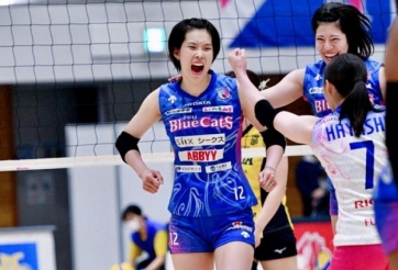 Đội bóng cũ của Thanh Thúy sang Việt Nam tập luyện