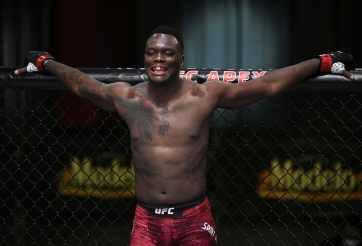 Võ sĩ kỳ cựu của UFC bị thải loại do sử dụng chất cấm