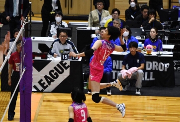 Chưa sang châu Âu thi đấu, Trần Thị Thanh Thúy vẫn làm nên lịch sử cho bóng chuyền Việt Nam