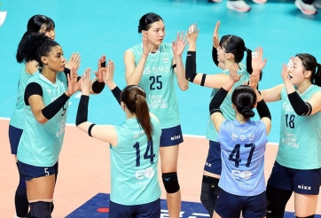 Đồng đội của Trần Thị Bích Thủy lọt đội hình tiêu biểu giải VĐQG Hàn Quốc