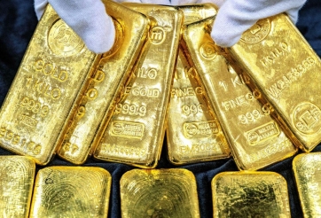 Giá vàng hôm nay tối 18/4: Vững vàng cột mốc lịch sử