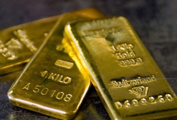 Giá vàng hôm nay sáng 20/4: Lao dốc không phanh