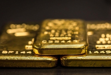 Giá vàng hôm nay chiều 1/5: Vàng nhẫn hạ giá