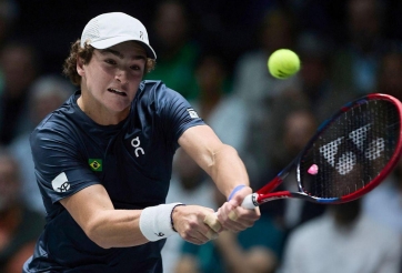 Sao trẻ số 1 tennis thế giới dừng bước khó tin trận ra quân Rogers Cup 2025