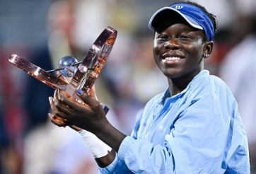 Hạ nhà vô địch Grand Slam, hiện tượng 18 tuổi đăng quang Rogers Cup 2025