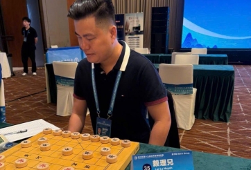 Lại Lý Huynh trở thành cựu vương cờ nhanh VĐTG 2025