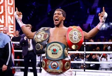 Anthony Joshua chỉ thẳng top 5 tay đấm hạng nặng vĩ đại nhất