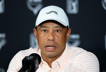 Tiger Woods cập nhật tình hình chấn thương, hé lộ thời điểm tái xuất