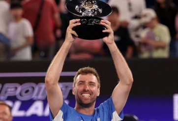 Tay vợt nghiệp dư hạ gọn Jannik Sinner, ẵm 1 triệu đô la tiền thưởng