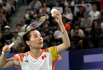 Nguyễn Thùy Linh lọt nhóm khắc tinh của huyền thoại PV Sindhu