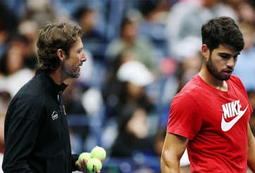 Alcaraz lần đầu nhắc về 'người ấy' trước thềm dự Australian Open 2026