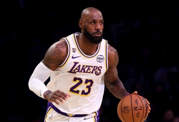 LeBron James lần đầu vắng mặt ở đội hình chính NBA All-Star sau 21 năm