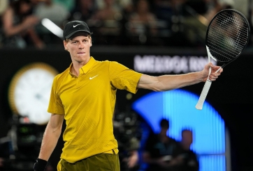 Sinner thoát hiểm ngoạn mục ở vòng 3 Australian Open 2026