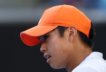 Learner Tien 'hủy diệt' Medvedev, lần đầu vào tứ kết Grand Slam