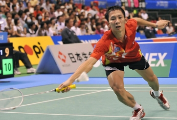 Nguyễn Tiến Minh khuất phục huyền thoại cầu lông thế giới, đối thủ chỉ biết thán phục