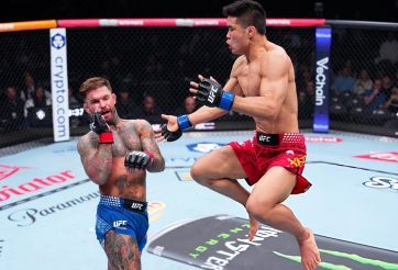 Cao thủ Trung Quốc triệt hạ đối thủ bất thành, nhận cái kết đắng ở UFC 326