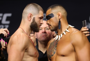 Trực tiếp UFC 327: Prochazka vs Ulberg, 4h30 hôm nay 12/4