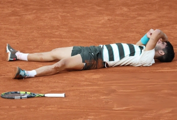 Alcaraz nguy cơ lỡ hẹn Roland Garros 2026