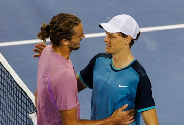 Sinner bị Zverev 'bắn tùm lum' ở chung kết Madrid Open 2026