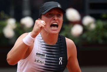 Swiatek đè bẹp Virus, thẳng tiến bán kết Rome Open 2026