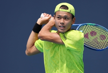 Tay vợt Nhật Bản bị dọa đánh ở Roland Garros 2026