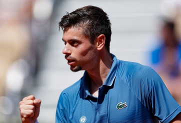Xuất hiện tay vợt bị 'Tào Tháo đuổi' ở Roland Garros 2026
