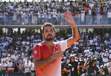 Stan Wawrinka, Gael Monfils nói lời tạm biệt Roland Garros