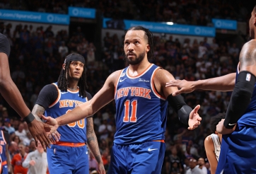 Brunson ném 'cháy rổ', New York Knicks đăng quang NBA 2025-2026