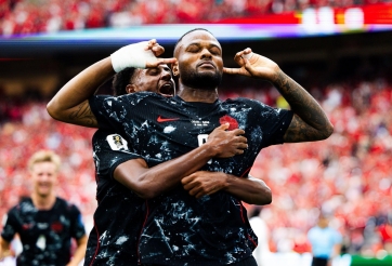 Áp đảo hoàn toàn Qatar, Canada lập kỉ lục độc lạ ở World Cup