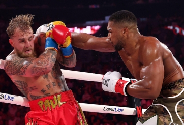 Từ bỏ boxing, Jake Paul lấn sân bóng bầu dục Mỹ?