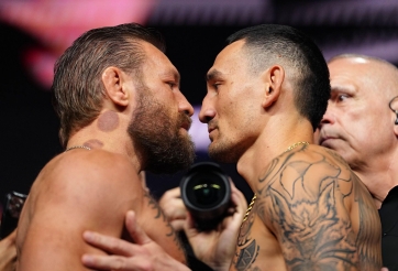 McGregor nặng kí hơn Holloway trước thềm đại chiến UFC 329
