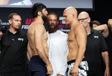 Trực tiếp UFC Fight Night: Ankalaev vs Guskov, 20h00 hôm nay 25/7