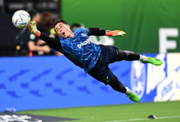 Bị Chelsea 'hắt hủi', thủ thành đắt giá nhất thế giới được 'ông lớn' Serie A giải cứu