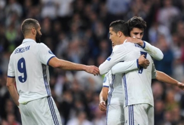 Khó giữ Ronaldo, MU đưa ra quyết định bất ngờ với 'đứa con cưng' thành Madrid