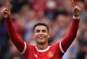 Tin MU mới nhất 6/9: Ronaldo truyền cảm hứng, Antony ăn mừng giữa phố