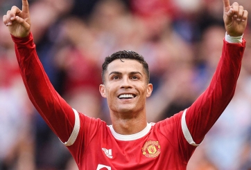 Dự bị tại MU, Ronaldo vẫn nhận trọng trách cao cả bậc nhất sự nghiệp