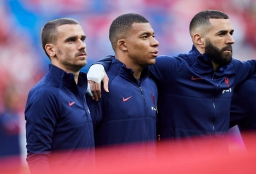 Chia tay Ronaldo, MU chiêu mộ nhà vô địch World Cup thay thế?