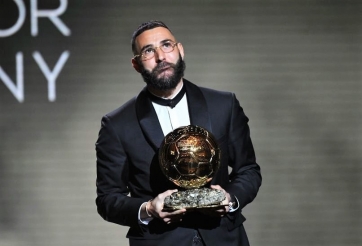 'Nốt trầm buồn' của CĐV Real Madrid trong ngày Benzema nhận bóng vàng