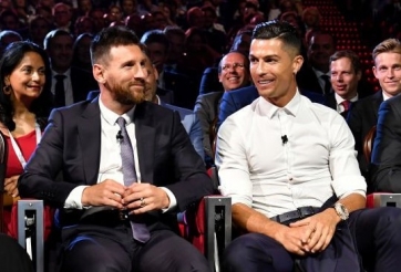 Tin chuyển nhượng tối 27/10: Ngã ngũ vụ Ronaldo gia nhập Napoli, Messi được 'đại gia' chiêu mộ