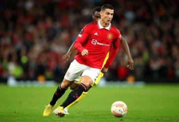 Video: Ronaldo giải tỏa áp lực, MU có chiến thắng miễn chê