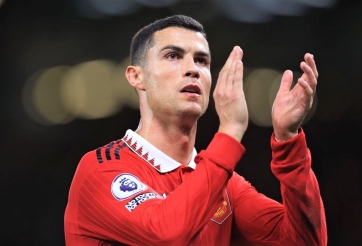 Tin MU hôm nay 31/10: Lisandro Martinez quá ghê gớm, 'đắng lòng' Ronaldo