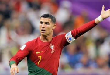 Ronaldo cuối cùng đã buông bỏ