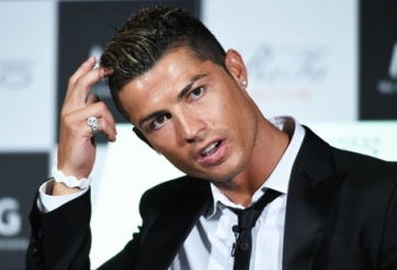 Tin MU mới nhất 6/1: Ký tân binh đầu tiên, Ronaldo nhận tin buồn