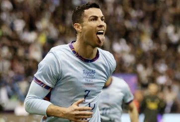 Thi đấu nỗ lực, Ronaldo tỏa sáng giúp Al Nassr thoát thua phút cuối