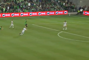 VIDEO: Không nhịn được cười với bàn thắng 'hài hước nhất năm 2023'