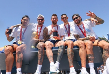 Argentina náo loạn vì Messi, thành phố 'tê liệt' chỉ trong vài phút