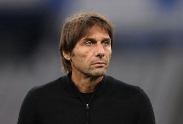 Vừa bị Tottenham sa thải, HLV Conte có ngay 4 bến đỗ hùng mạnh châu Âu?